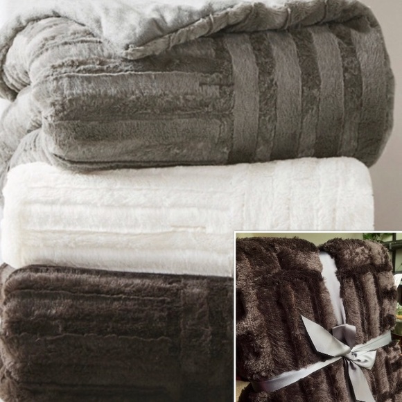 1 left!50x60 plush throw faux fur down alternative - Picture 3 of 8